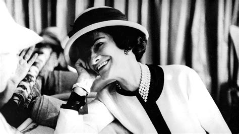 The forgotten relationship between Coco Chanel and Surrealism.